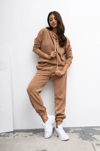 Sztruks_dres_3.webp